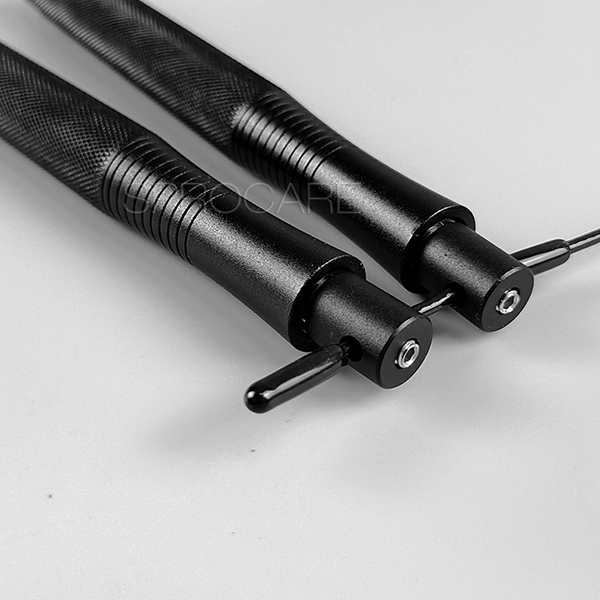 Cuerda para saltar de velocidad de aleación de aluminio ajustable de longitud ligera súper rápida para doble debajo, triple debajo